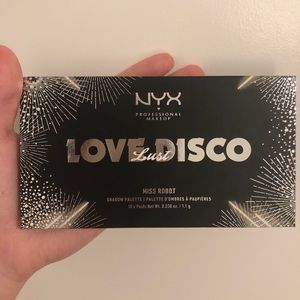 NYX love & lust palette